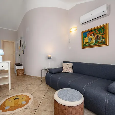 Ares - Monterol Apartman Umag