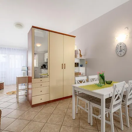 Studio Apartment ARES - Monterol *